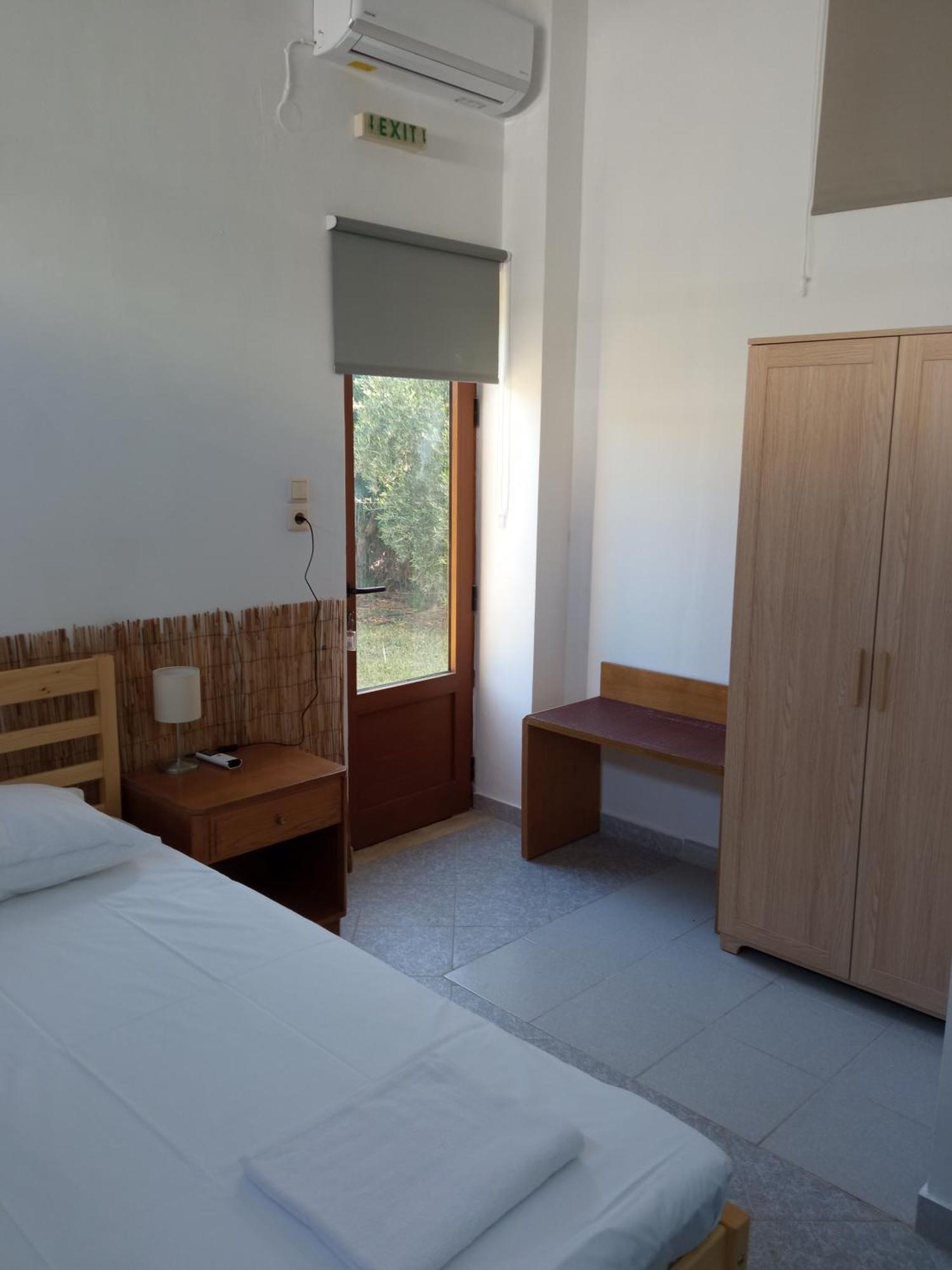 Atheneon Rhodes Apartment Theologos  Bilik gambar